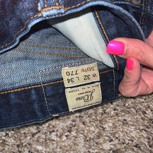 Men’s J Crew 32 x 34 jeans
